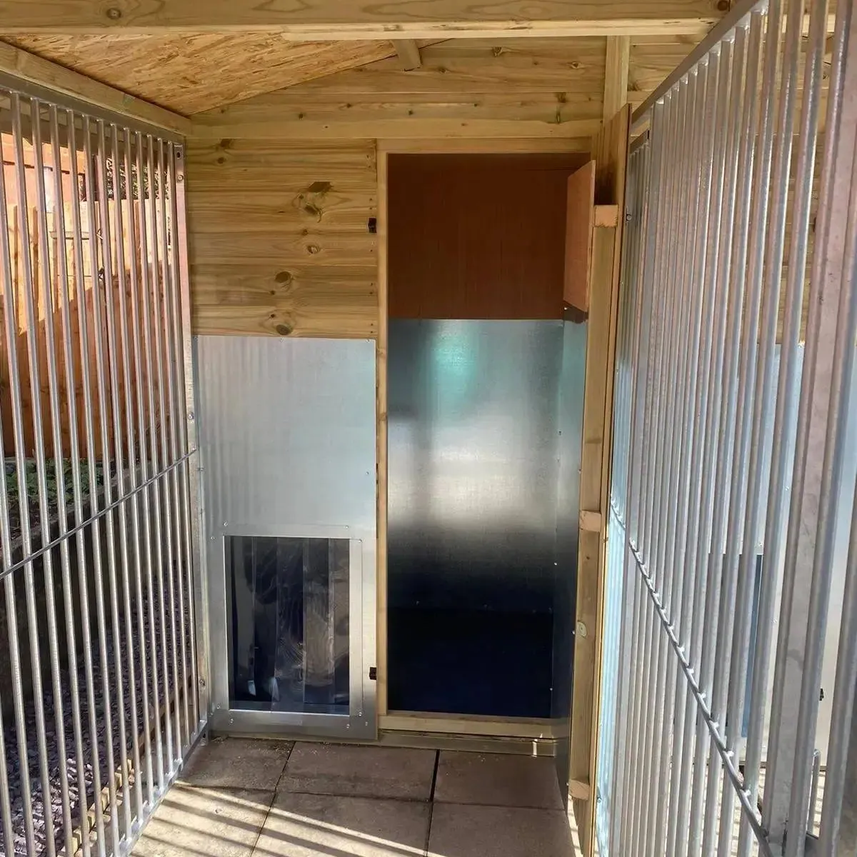 Benchmark Dog Kennel with Apex Roof - Duo 10 x 8ft, Premium Wood Range