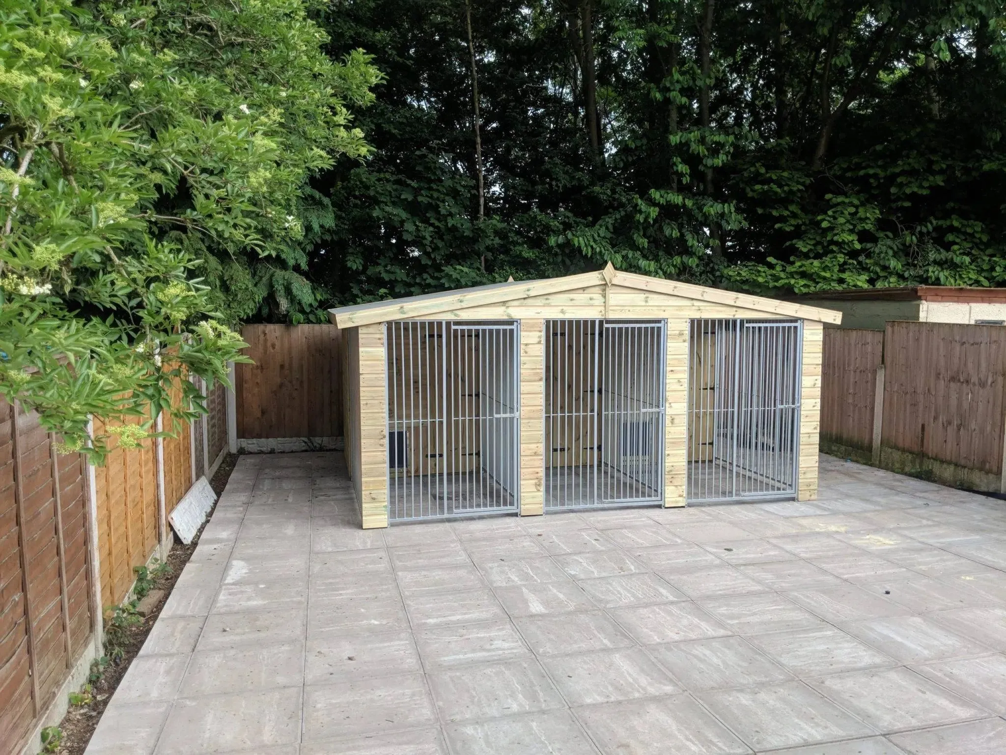 Benchmark Dog Kennel with Apex Roof - Triple 15 x 12ft, Premium Wood Range