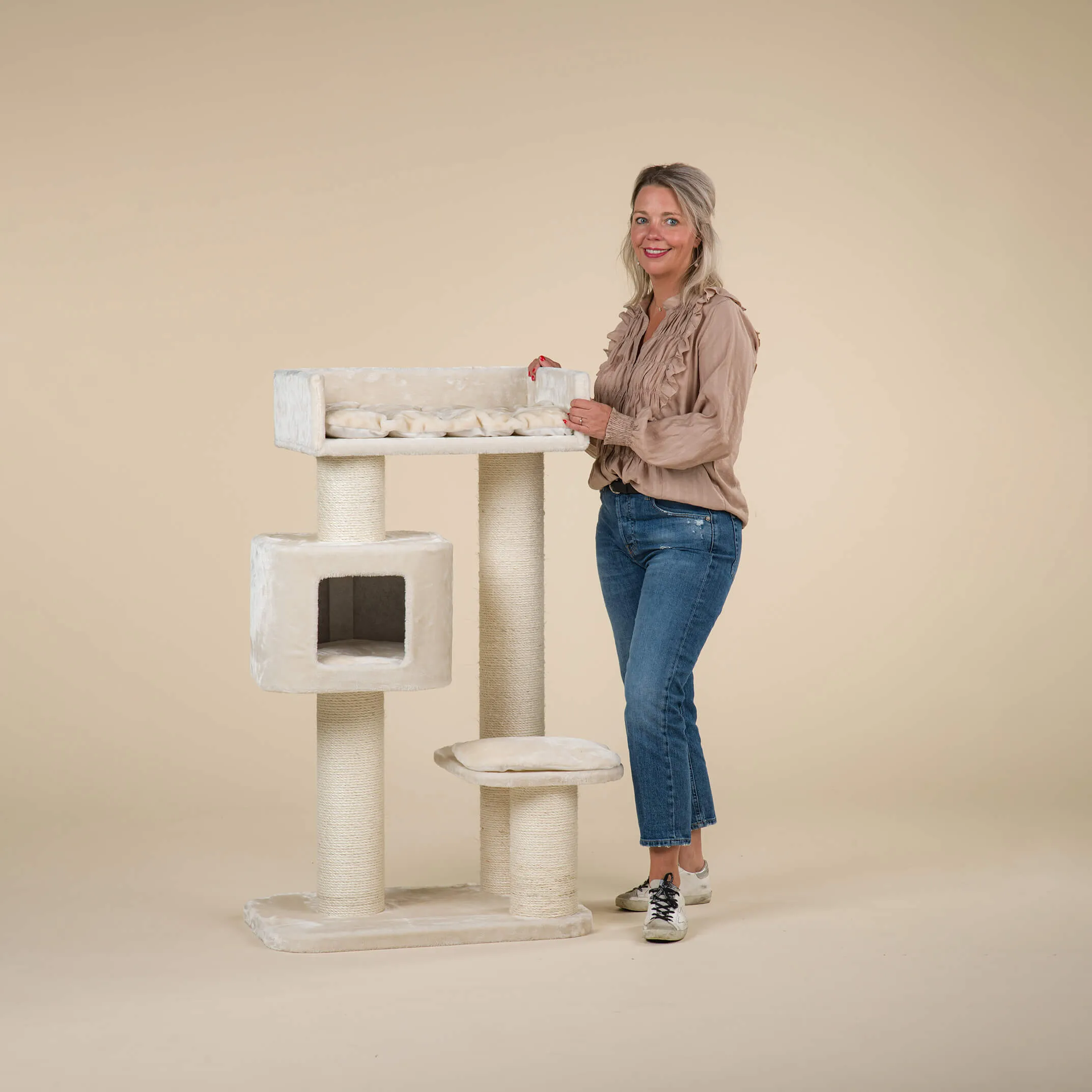 Big Cat Palace Beige