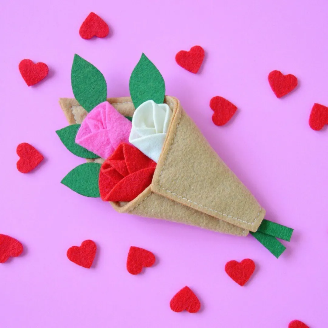 Housecat Club Catnip Farmers Market Rose Bouquet Cat Toy