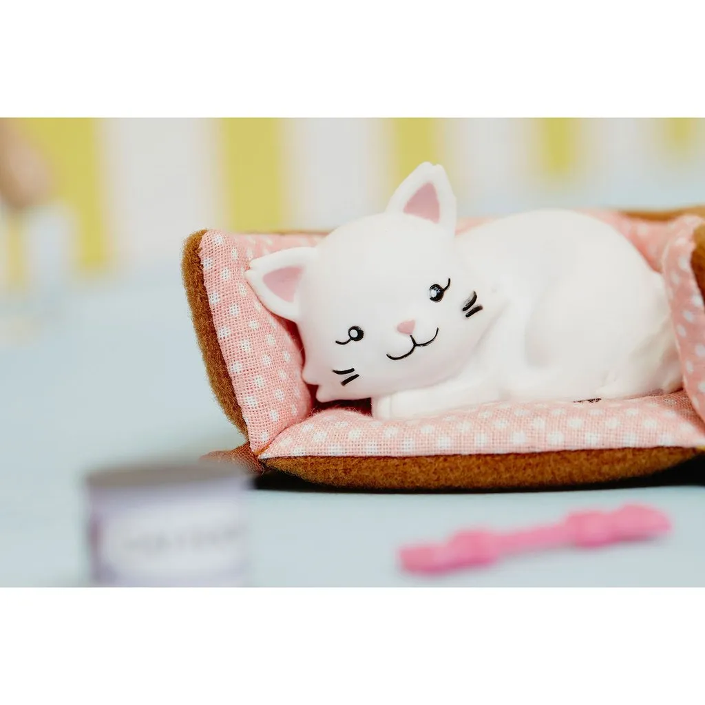 Pandora the Persian Cat - Lottie Accessory